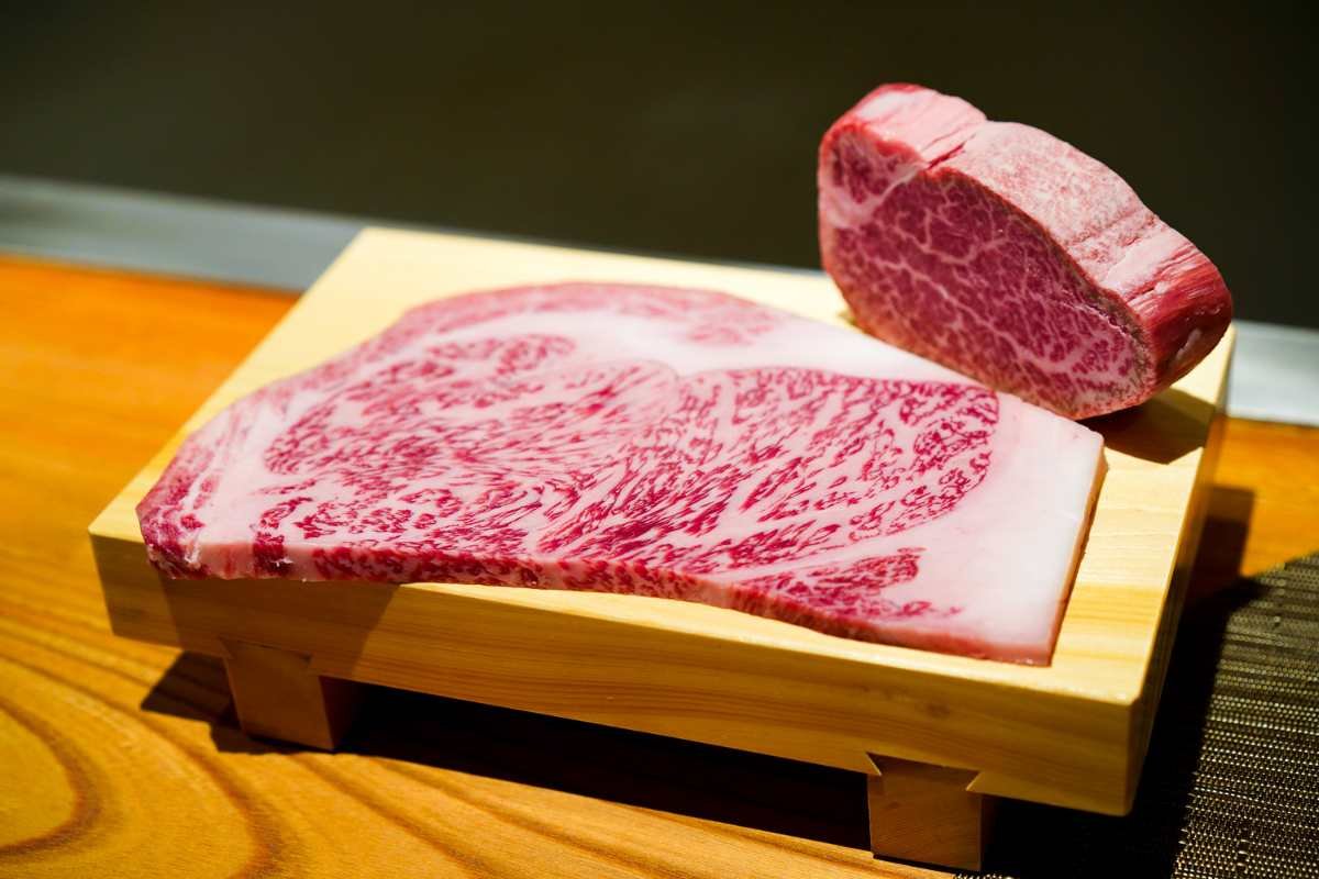 Combien coûte 1 kg de bœuf de Kobe ? [2025 ]