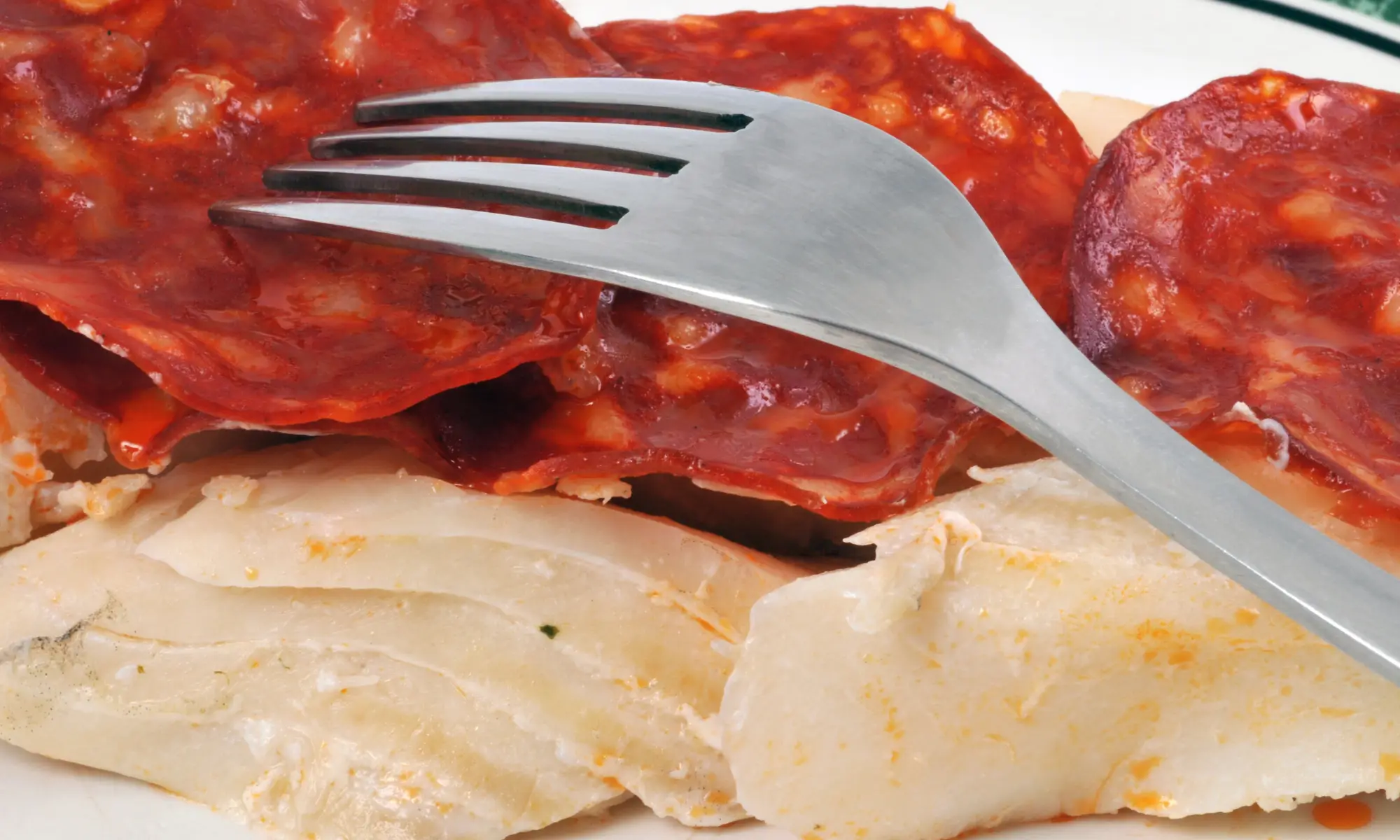 légumes qui peuvent adoucir le piquant du chorizo avec un cabillaud